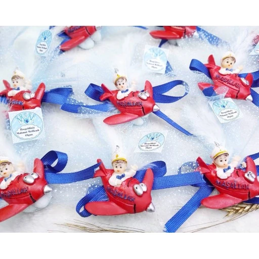 Uçak Süren Çocuğu Biblo Hediyelik