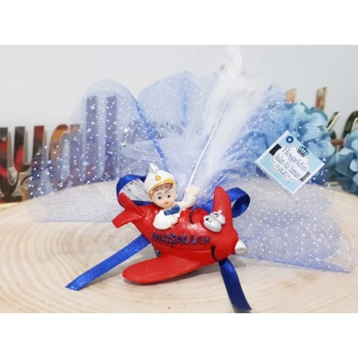Uçak Süren Çocuğu Biblo Hediyelik
