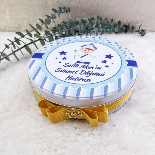 Sünnet Çocuğu Baskılı Sünnet Çikolatası Metal Kutuda Uv Baskılı Madlen Çikolata